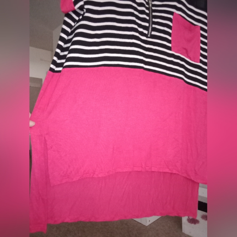 Plus blouse 💕💕 - Picture 7 of 8